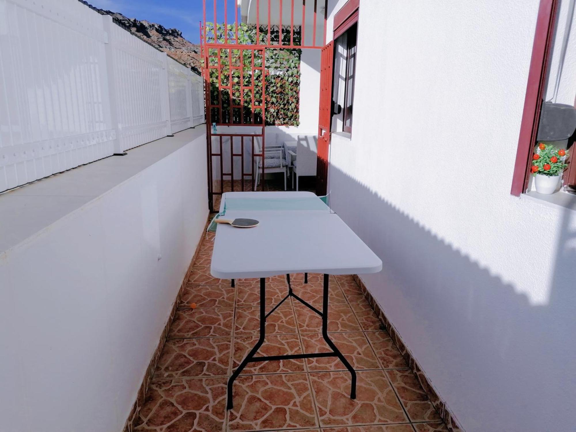 Big Villa Puerto Rico Streetfront With Private Saltwater Jacuzzi Pool, Bbq, Kitchen & 3 Terraces Near Shopping Center Puerto Rico (Gran Canaria) Buitenkant foto