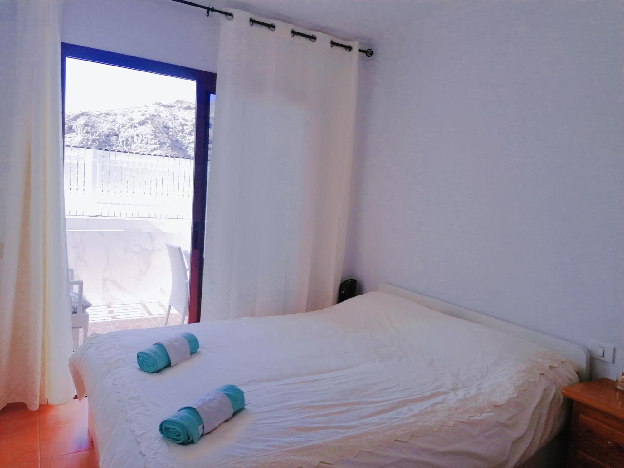 Big Villa Puerto Rico Streetfront With Private Saltwater Jacuzzi Pool, Bbq, Kitchen & 3 Terraces Near Shopping Center Buitenkant foto