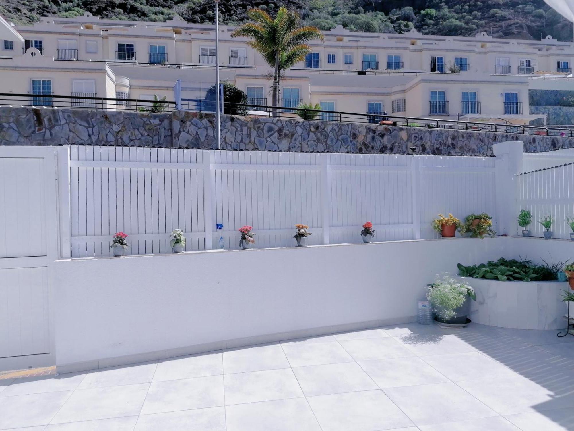 Big Villa Puerto Rico Streetfront With Private Saltwater Jacuzzi Pool, Bbq, Kitchen & 3 Terraces Near Shopping Center Buitenkant foto
