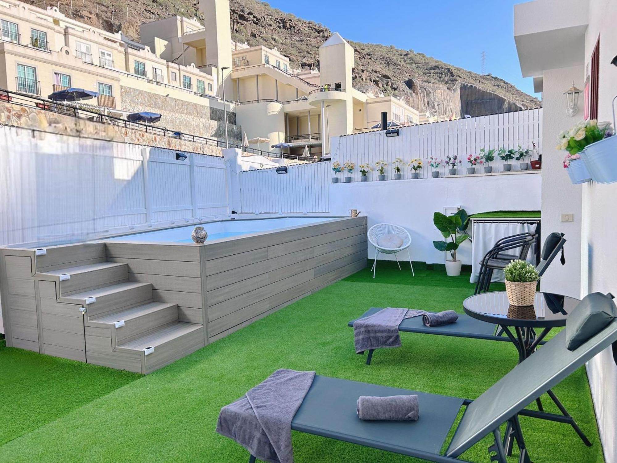 Big Villa Puerto Rico Streetfront With Private Saltwater Jacuzzi Pool, Bbq, Kitchen & 3 Terraces Near Shopping Center Puerto Rico (Gran Canaria) Buitenkant foto