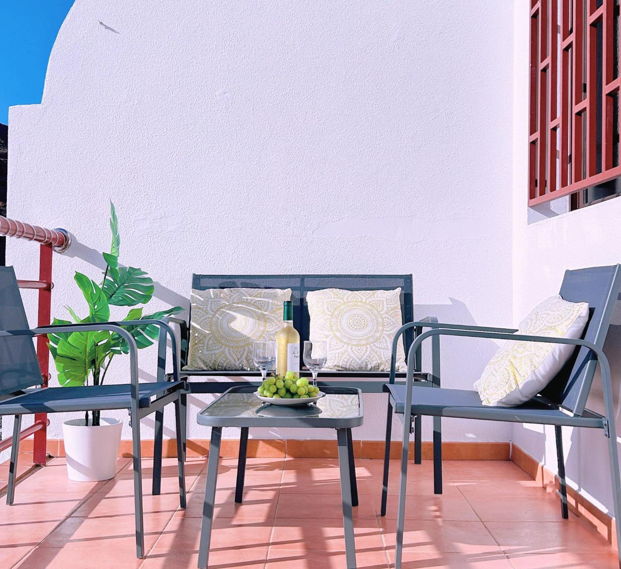 Big Villa Puerto Rico Streetfront With Private Saltwater Jacuzzi Pool, Bbq, Kitchen & 3 Terraces Near Shopping Center Buitenkant foto